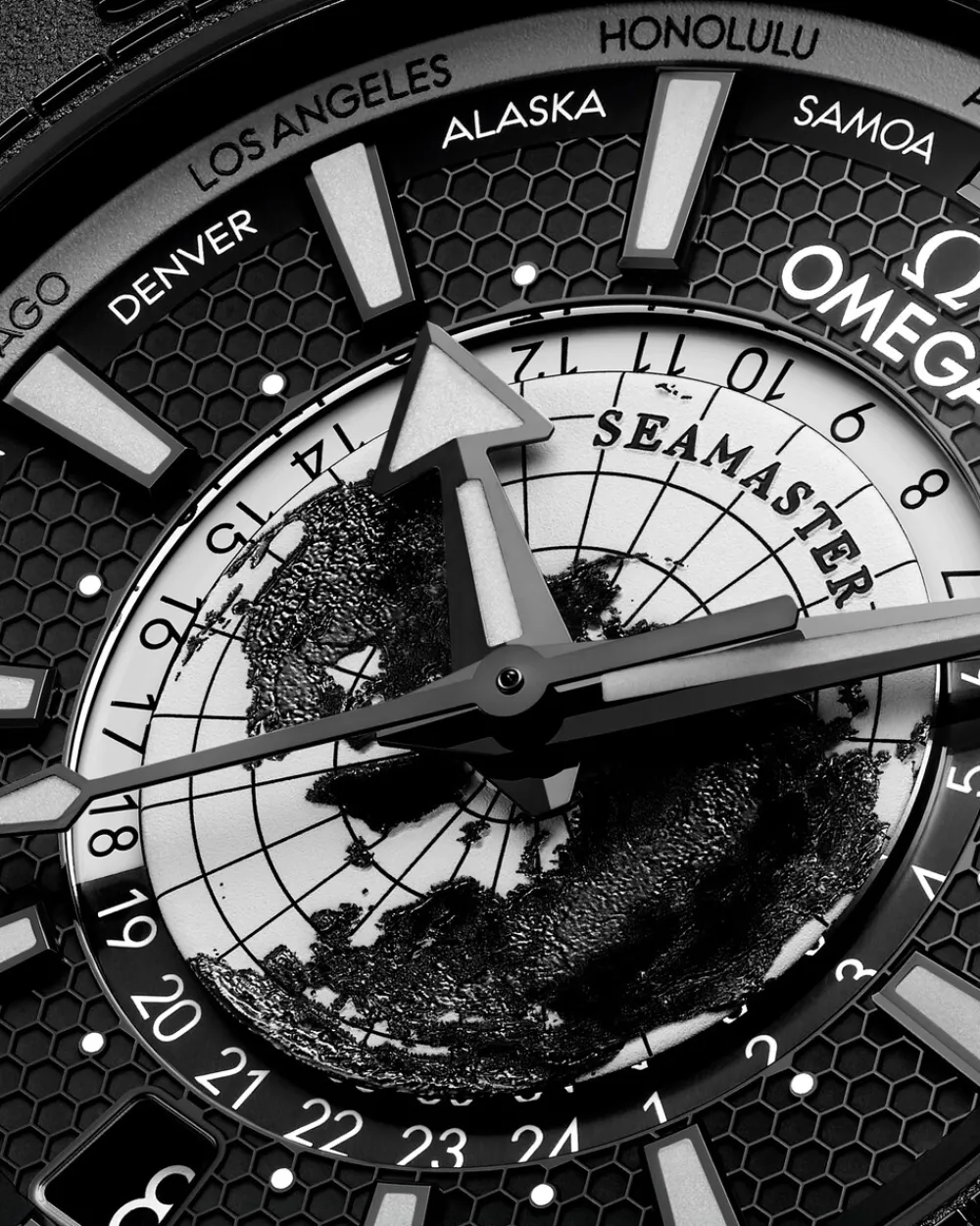45.5 mm, black ceramic on rubber strap^OMEGA Outlet