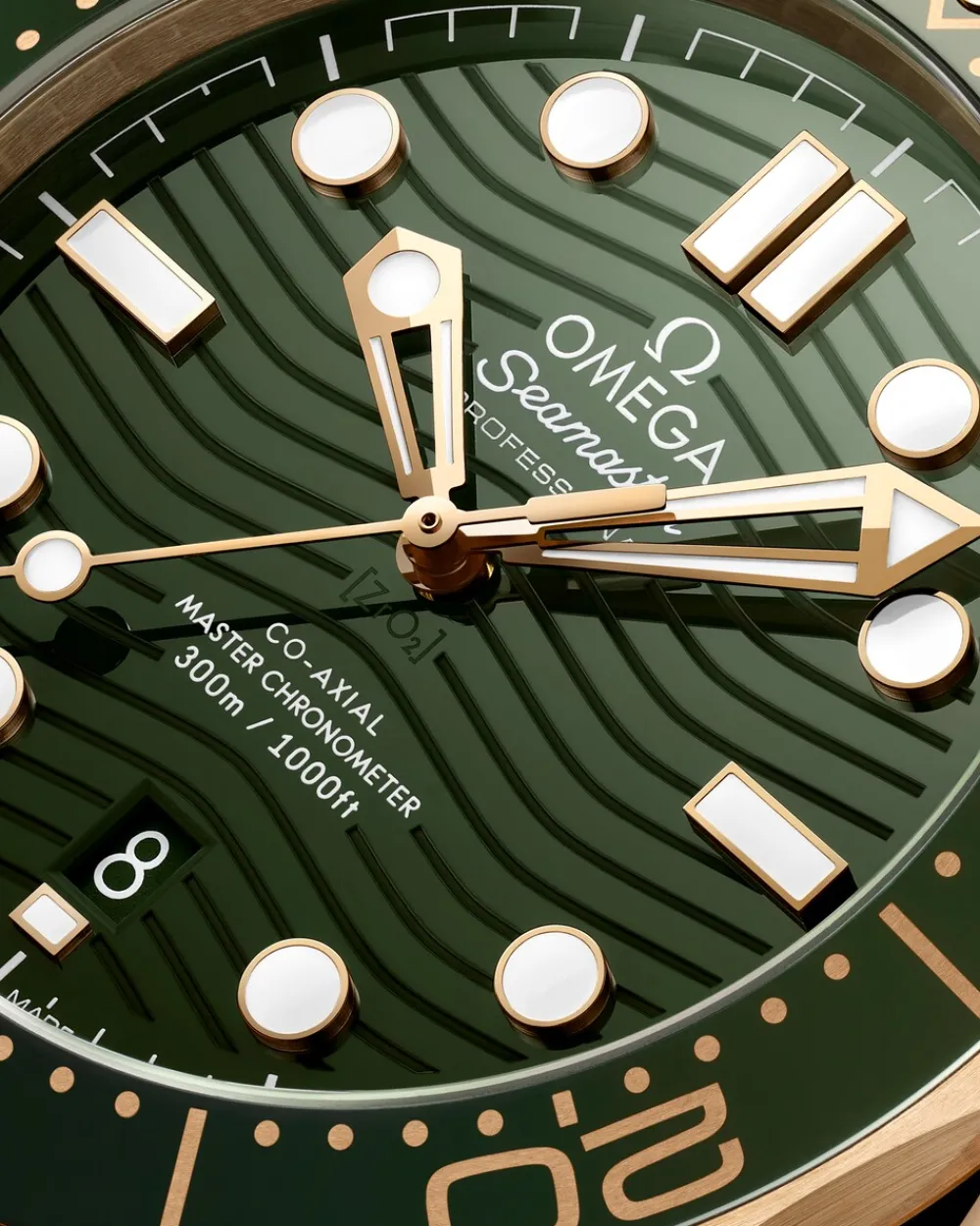 42 mm, Moonshine™ gold on rubber strap^OMEGA Outlet