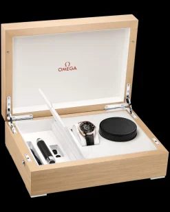 43 mm, Sedna™ gold ‑ Canopus Gold™ on leather strap^OMEGA Online