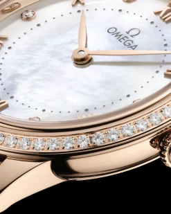 30 mm, Sedna™ gold on leather strap^OMEGA New