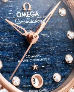 29 mm, Sedna™ gold on leather strap^OMEGA Best