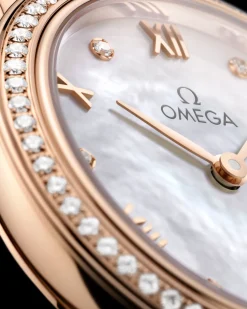 27.5 mm, Sedna™ gold on Sedna™ gold^OMEGA Fashion