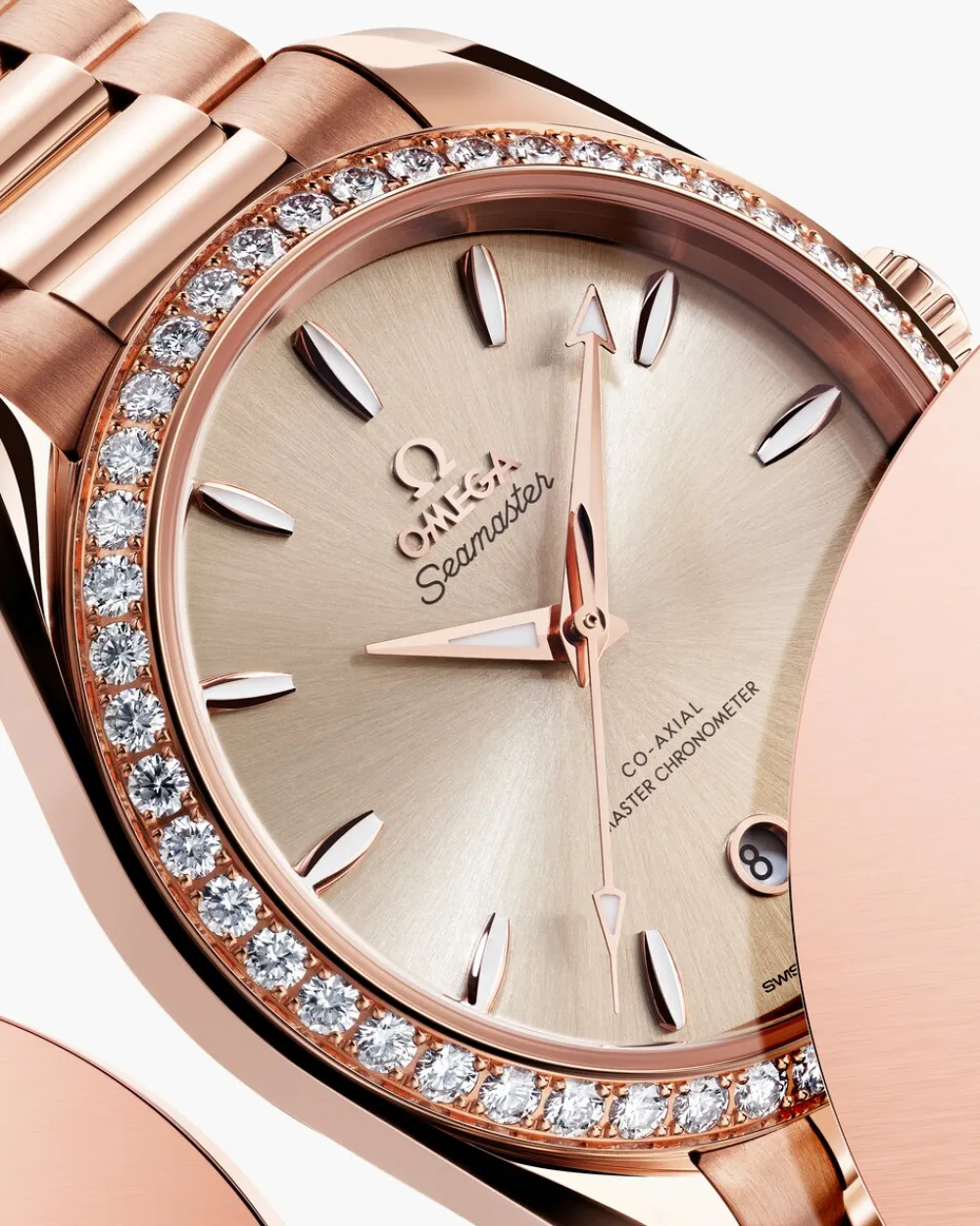 38 mm, Sedna™ gold on Sedna™ gold^OMEGA New