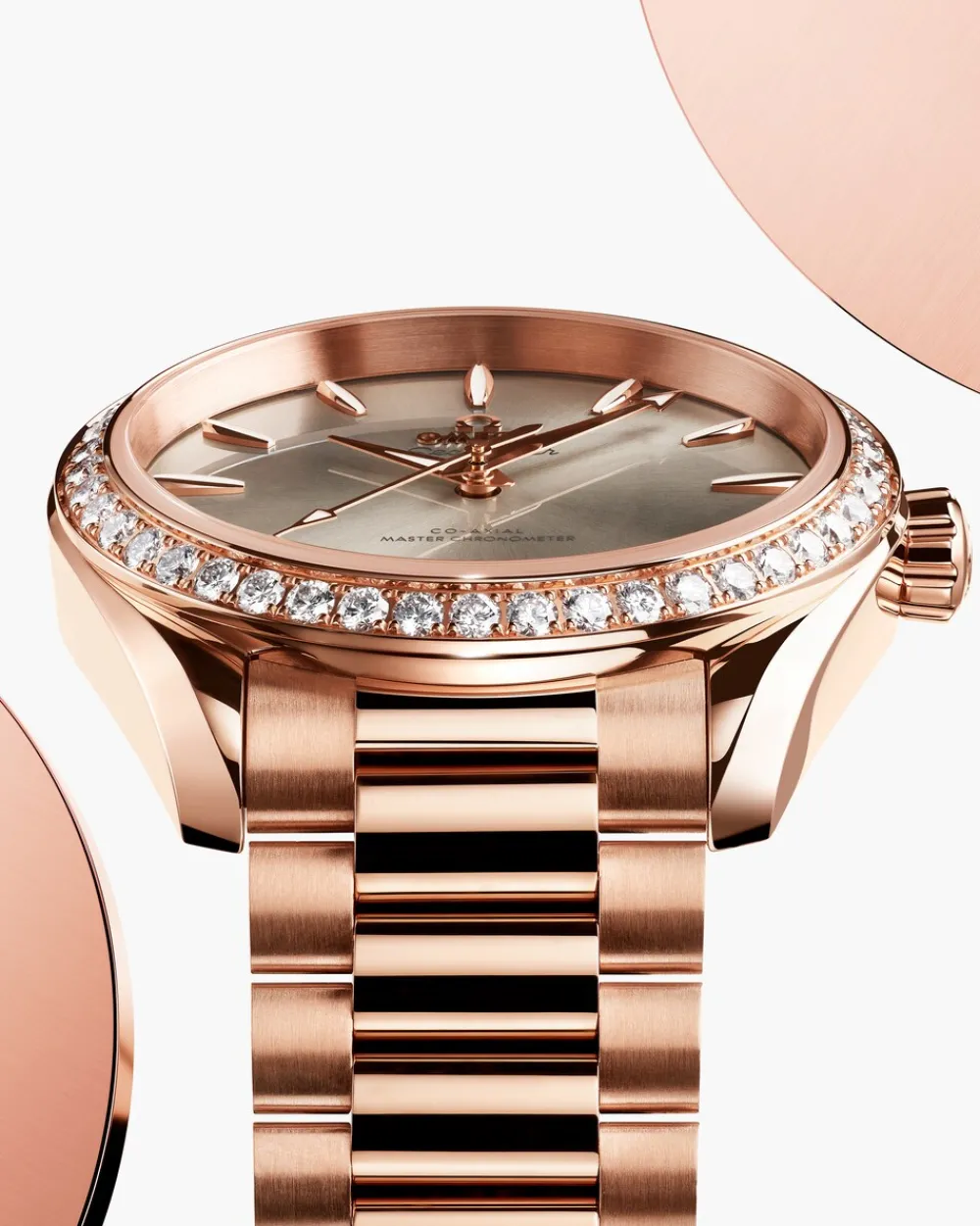 38 mm, Sedna™ gold on Sedna™ gold^OMEGA New