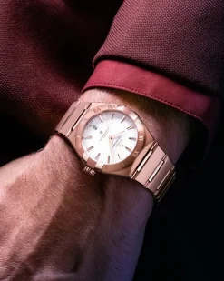 39 mm, Sedna™ gold on Sedna™ gold^OMEGA Best