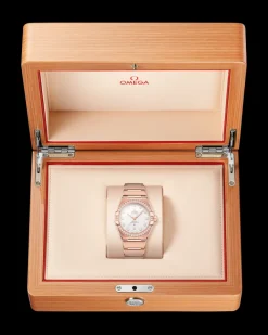 39 mm, Sedna™ gold on Sedna™ gold^OMEGA Discount