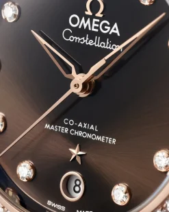 36 mm, steel ‑ Sedna™ gold on leather strap^OMEGA Hot