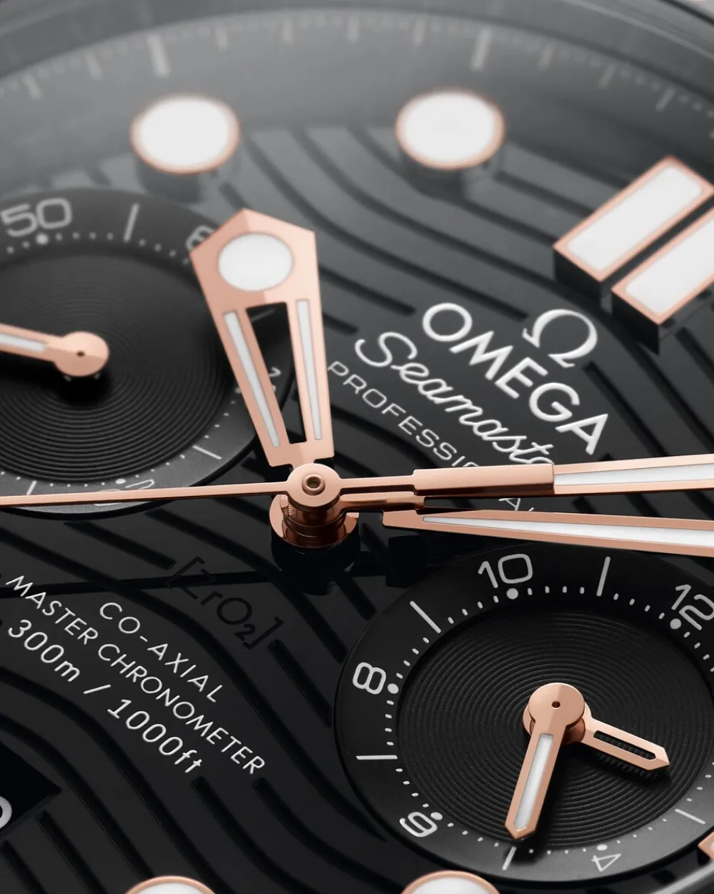 44 mm, steel ‑ Sedna™ gold on rubber strap^OMEGA Hot