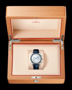 43 mm, steel on leather strap^OMEGA Hot
