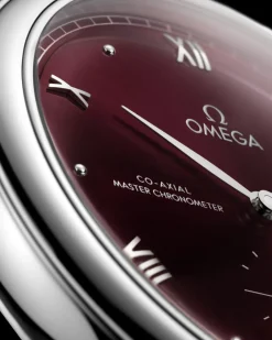 41 mm, steel on leather strap^OMEGA Fashion