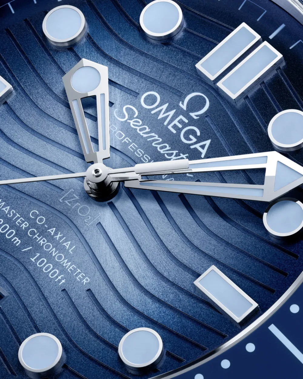 42 mm, steel on rubber strap^OMEGA New