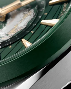 43 mm, steel on rubber strap^OMEGA Online