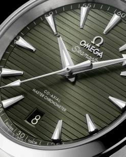 38 mm, steel on steel^OMEGA Hot