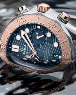 44 mm, titanium ‑ tantalum ‑ Sedna™ gold on titanium ‑ tantalum ‑ Sedna™ gold^OMEGA Fashion