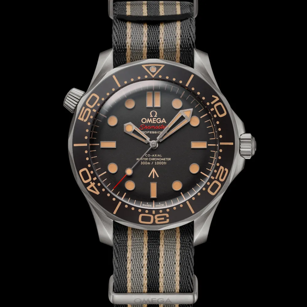 42 mm, titanium on NATO strap^OMEGA Outlet