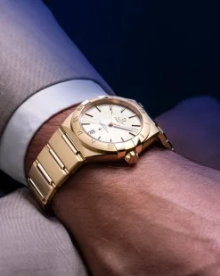 39 mm, yellow gold on yellow gold^OMEGA Fashion