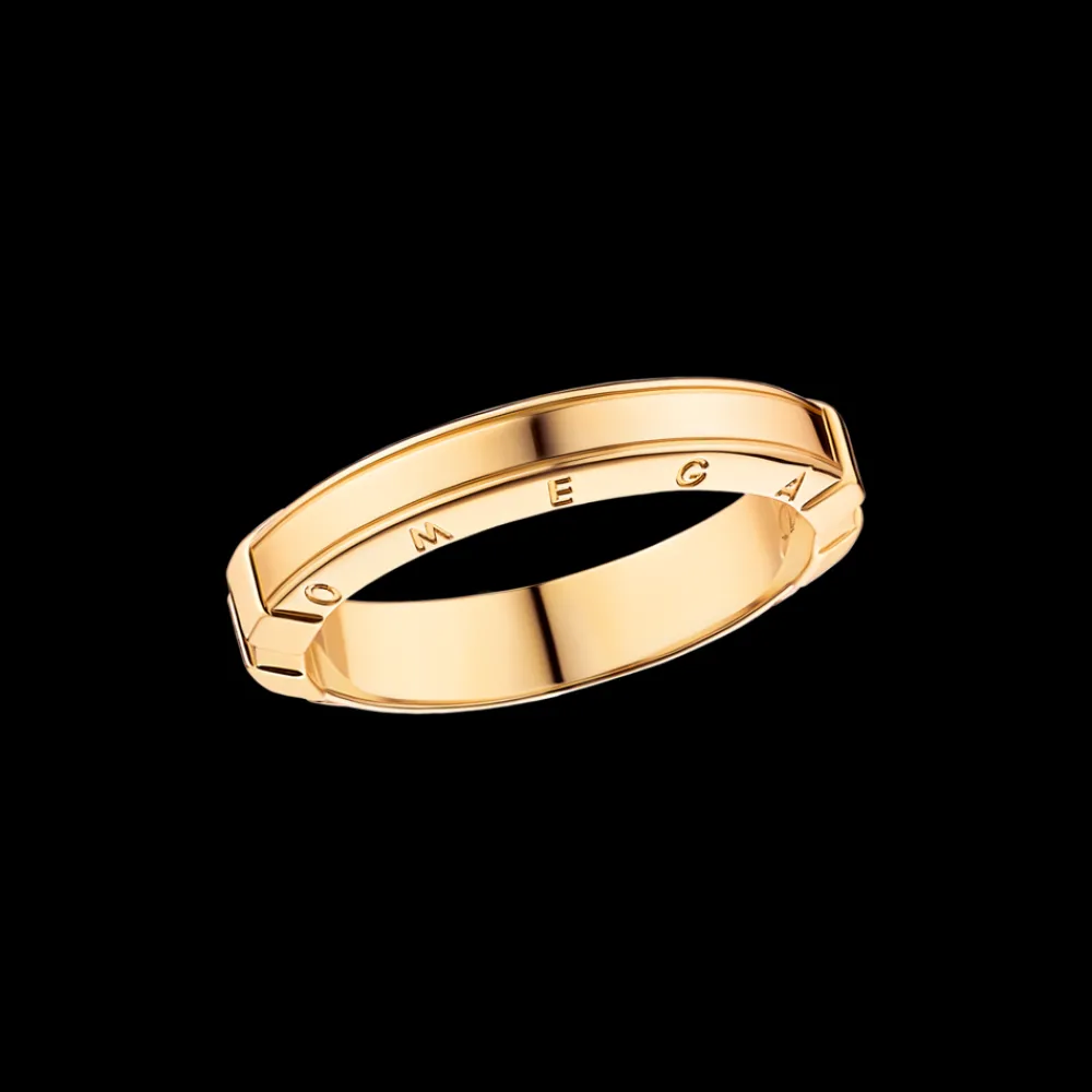 Ring, 18k yellow gold^OMEGA Hot